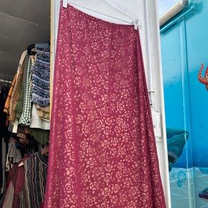 Red rose printed skirt